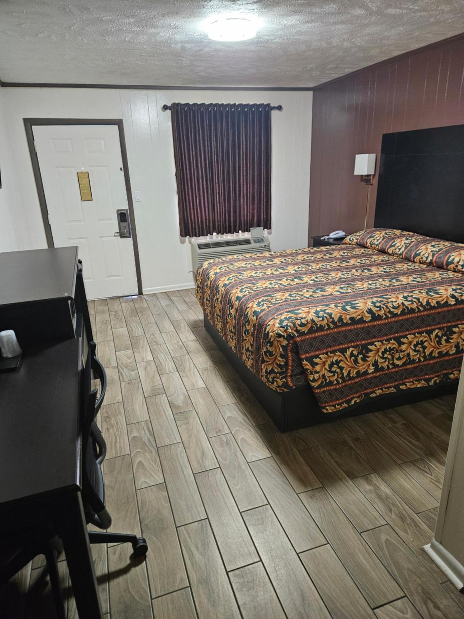 Traveler'S Inn Roanoke Екстер'єр фото
