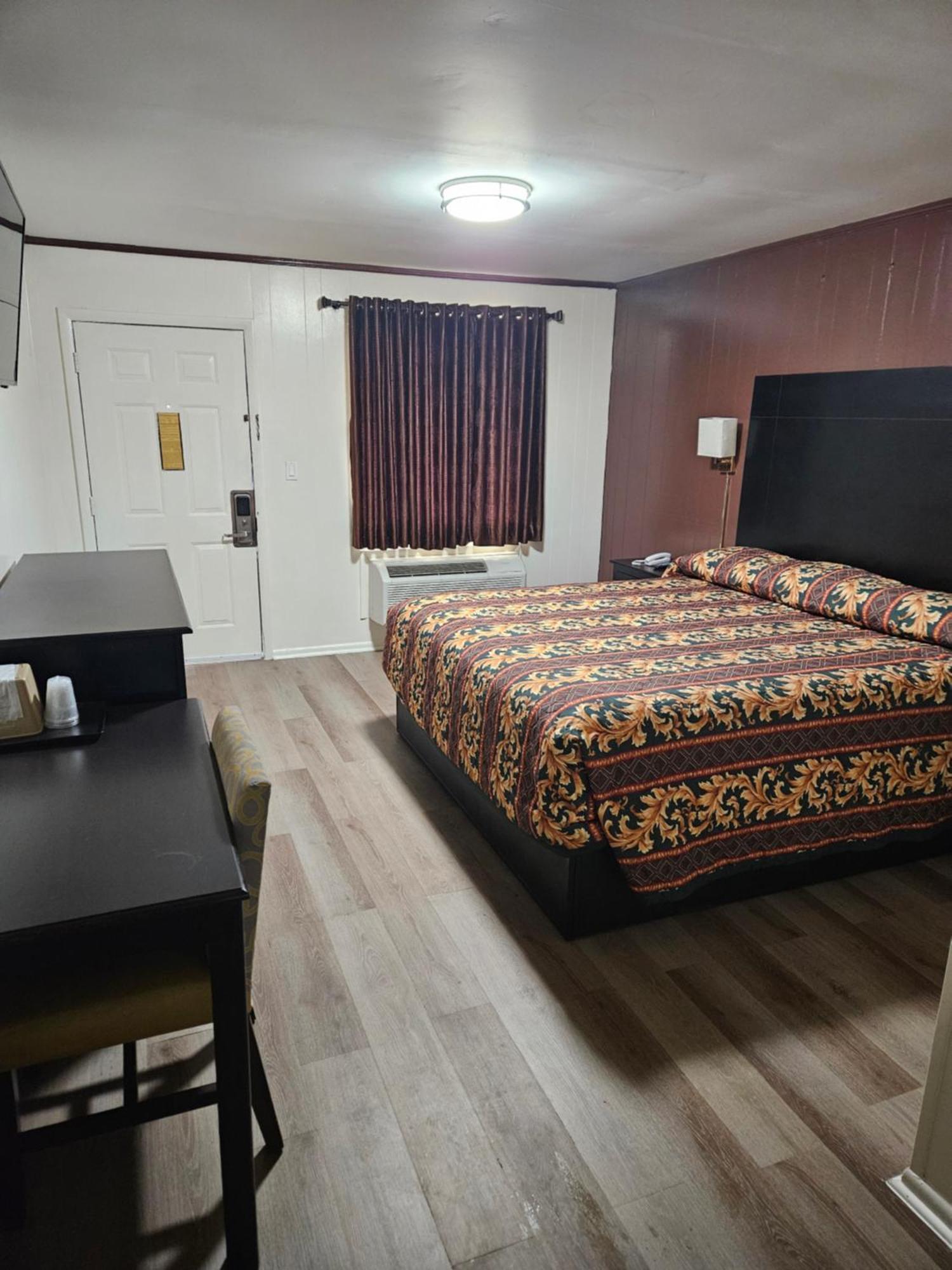 Traveler'S Inn Roanoke Екстер'єр фото